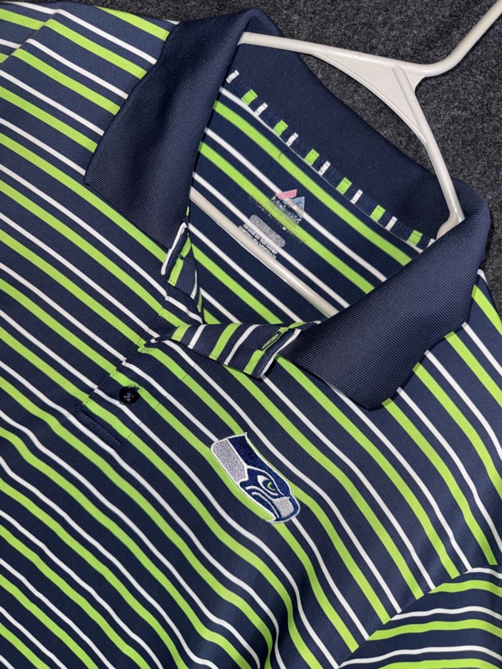 Majestic Seattle Seahawks Mens XL Cool Base Striped Polo Shirt Navy Blue Green